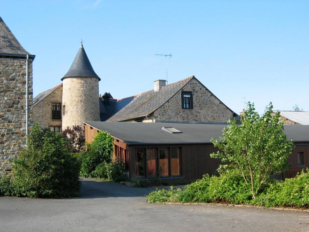 Gites De La Ferme Auberge De Mesauboin Billé Zewnętrze zdjęcie